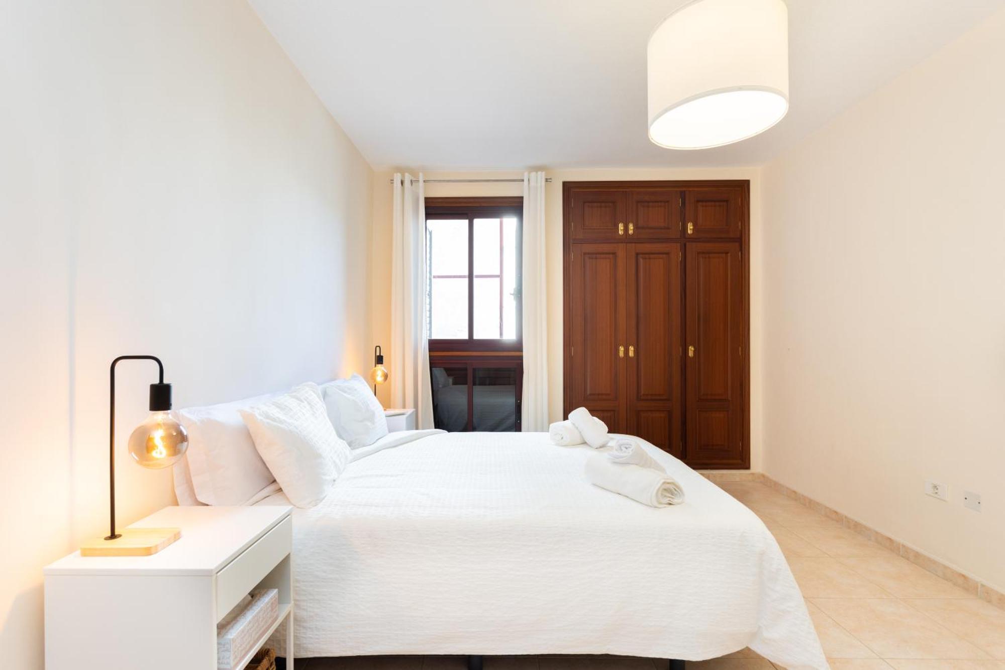 Home2Book Design & Luminous Apt Santa Cruz Center Buitenkant foto