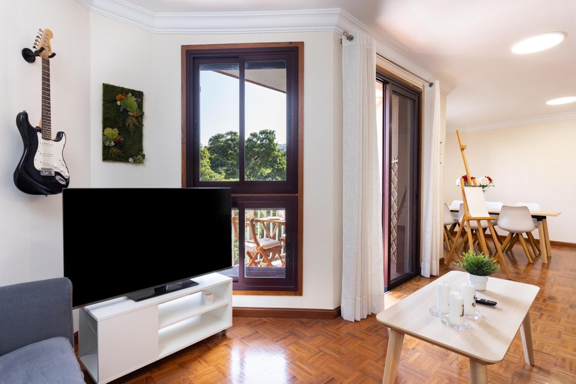Home2Book Design & Luminous Apt Santa Cruz Center Buitenkant foto